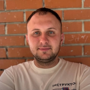 Віталій